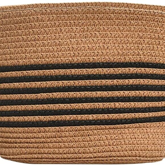 Stylish Small Straw Bag for Women | Versatile Crossbody Bucket for Beach Days - Picture 1 of 7